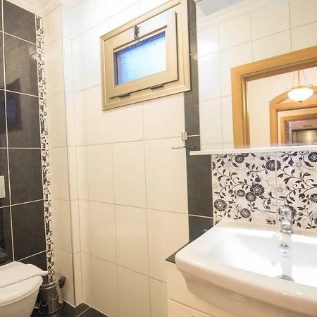Mete Icmeler Marmaris Daily Weekly Мугла